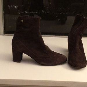 Via Spiga chocolate brown suede ankle boots